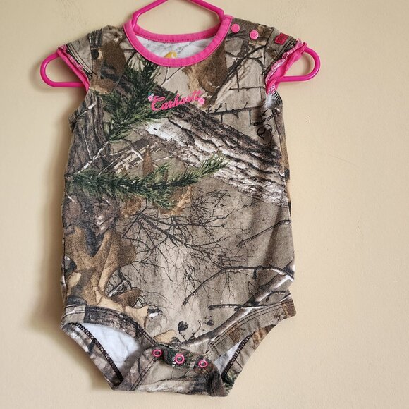 Carharrt Pink Camo One Piece Bodysuit Short Sleeve Size 9 Months - Picture 1 of 6